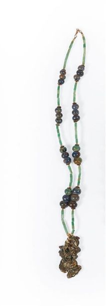 Époques diverses. 
Collier composé de perles...