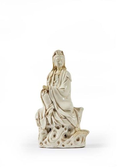 CHINE - Époque KANGXI (1662-1722)
Gwanyin...