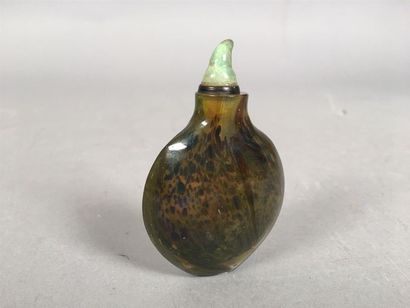 CHINE - XIXe siècle
Flacon tabatière en verre...
