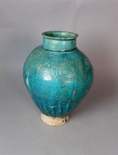 IRAN - XIIe-XIIIe siècle
Grand vase en céramique...
