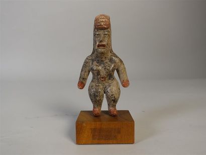 MEXIQUE, Olmèque
Statuette féménine en terre...