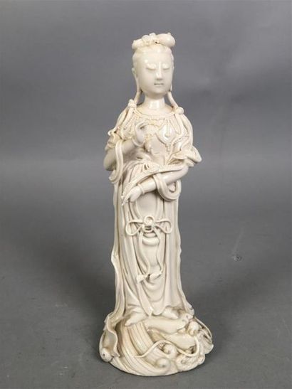 CHINE, Dehua - XXe siècle
Statuette en porcelaine...