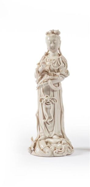CHINE, Dehua - XXe siècle
Statuette en porcelaine...