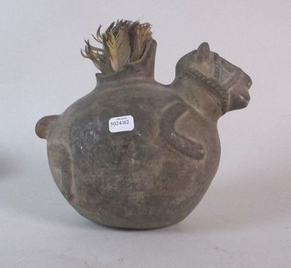 PÉROU, Chimu - 1100-1200
Vase zoomorphe en...