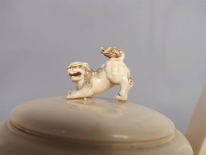 JAPON - Époque MEIJI (1868-1912)
Brûle-parfum...