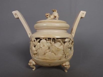 JAPON - Époque MEIJI (1868-1912)
Brûle-parfum...