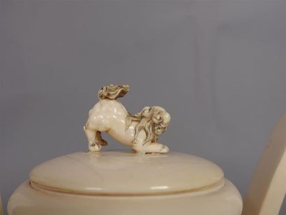 JAPON - Époque MEIJI (1868-1912)
Brûle-parfum...
