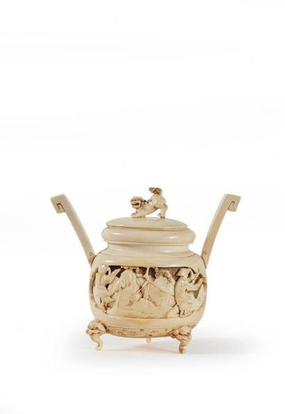 JAPON - Époque MEIJI (1868-1912)
Brûle-parfum...