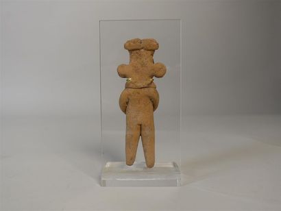 MEXIQUE, Michoacan
Statuette en terre cuite...