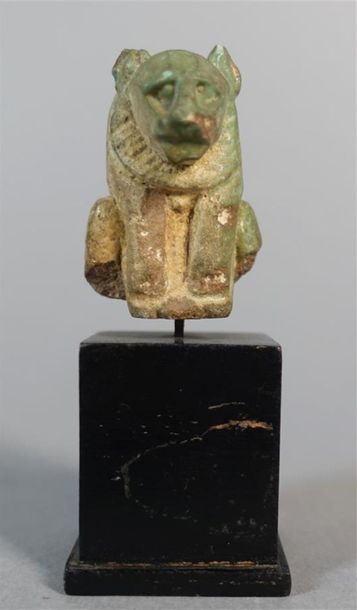 EGYPTE, Basse-Époque
Buste d'amulette représentant...