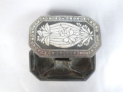 INDE, Deccan, Bidar - Vers 1740
Boîte à betel,...