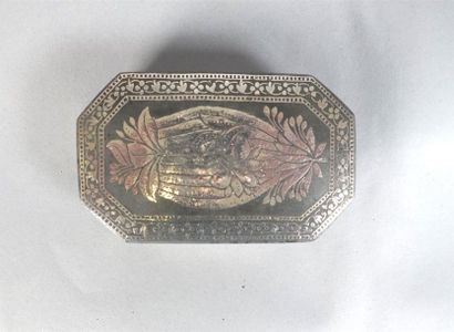 INDE, Deccan, Bidar - Vers 1740
Boîte à betel,...