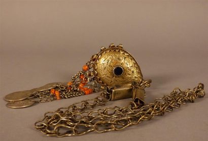 MAROC - Première moitié du XXe siècle
Collier...