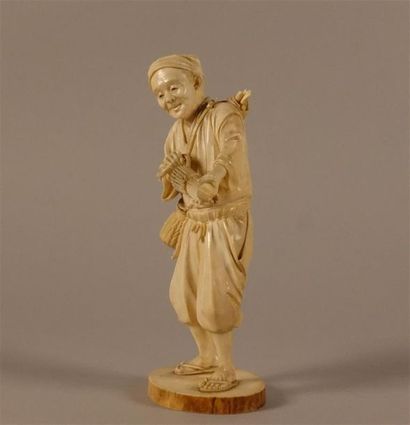 JAPON - Époque MEIJI (1868-1912)
Okimono...