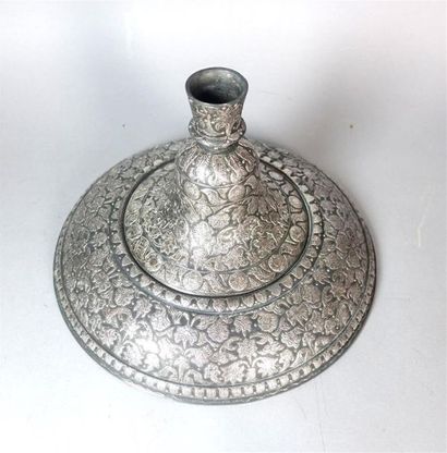 INDE, Lucknow - Vers 1880
Large base de narghilé...