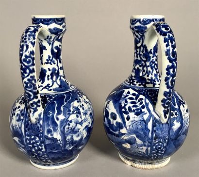 JAPON, Fours d'Arita - XVIIe siècle
Deux...