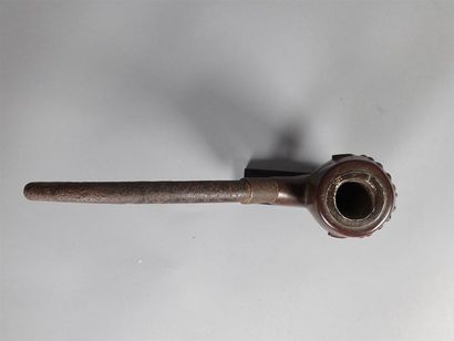 NIGERIA, Tiv
Pipe à décor de visage en bois...