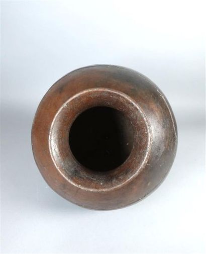 AFRIQUE DE L'OUEST, Lobi
Pot en terre cuite,...