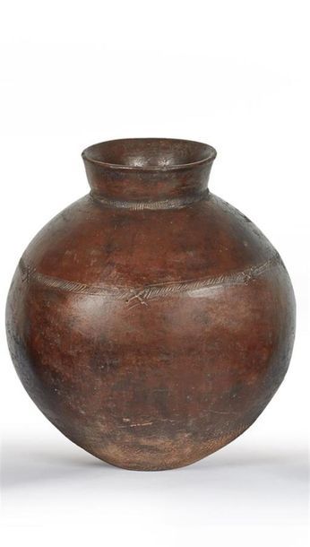 AFRIQUE DE L'OUEST, Lobi
Pot en terre cuite,...