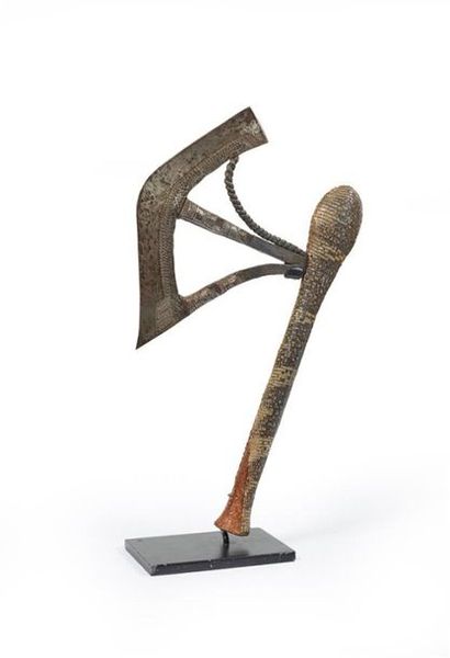CONGO, Sapo Sapo
Hâche en bois, cuir de serpent...
