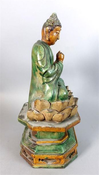 CHINE - Époque MING, XVIIe siècle
Statuette...