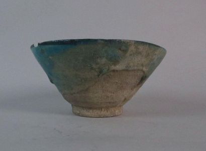 SYRIE, Raqqa - XIIIe siècle
Petite coupe...