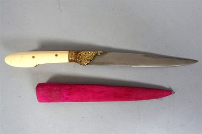 INDE du Nord ou IRAN - XIXe siècle
Couteau,...