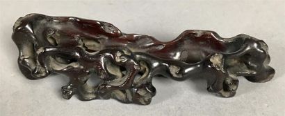 CHINE - XIXe siècle
Repose pinceaux en agate...