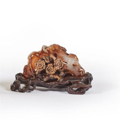 CHINE - XIXe siècle
Repose pinceaux en agate...