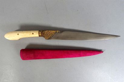 INDE du Nord ou IRAN - XIXe siècle
Couteau,...