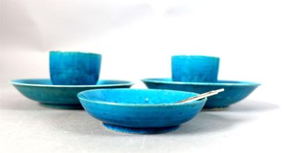 CHINE - Époque KANGXI (1662-1722)
Trois coupelles...
