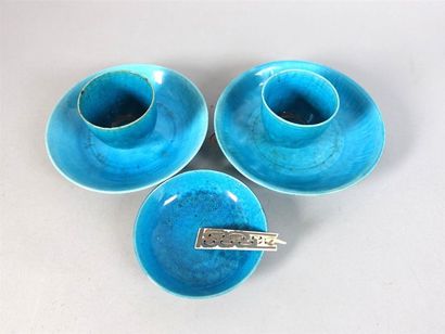 CHINE - Époque KANGXI (1662-1722)
Trois coupelles...