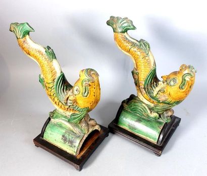 CHINE - Époque MING, XVIIe siècle
Deux tuiles...
