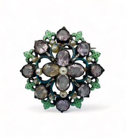 Broche étoile en argent (min.800) partiellement...