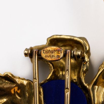 CHAUMET Paris 
Clip de revers en or jaune...