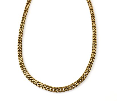 Collier en or jaune (750) à maille gourmette...