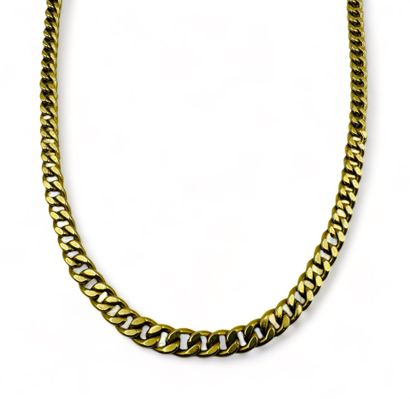 Collier en or jaune (750) à maille gourmette...