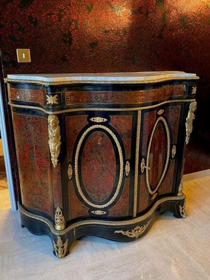 Sideboard with a veneer and marquetry of...
