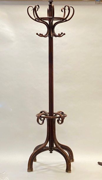 Victor THONET (1885-1952)

Porte manteau...