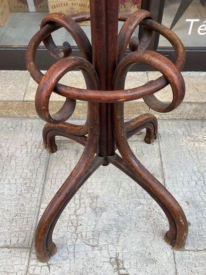 Victor THONET (1885-1952)

Porte manteau...