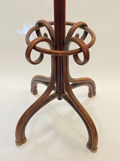 Victor THONET (1885-1952)

Porte manteau...