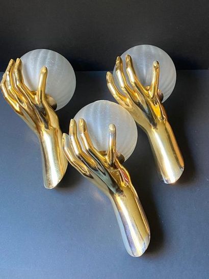 ARLUS

Suite de trois appliques en bronze...