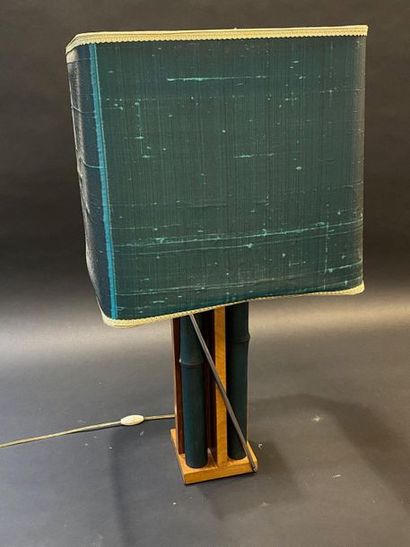 Lampe avec pied en bois façon bambou vert...