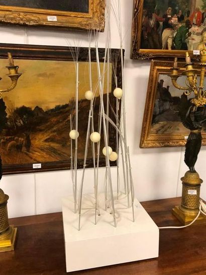 David F. EMERY (c.1828-?), attribué à - Avignon

Lampe...
