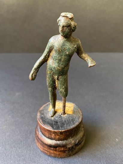 Figurine en bronze d’Apollon les cheveux...