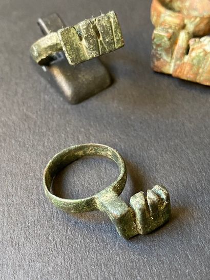 Quatre clés romaines en bronze. 

L : 6,3...