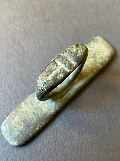 Cachet romain « signaculum » en bronze avec...