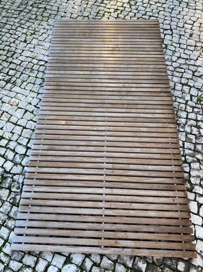 Set of three teak slats
197 x 100 cm
