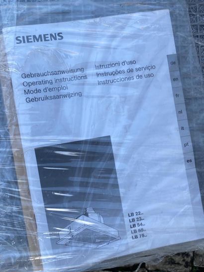 SIEMENS brand hood (still in packaging, no...