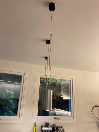 Set of three circular suspensions in brushed...
